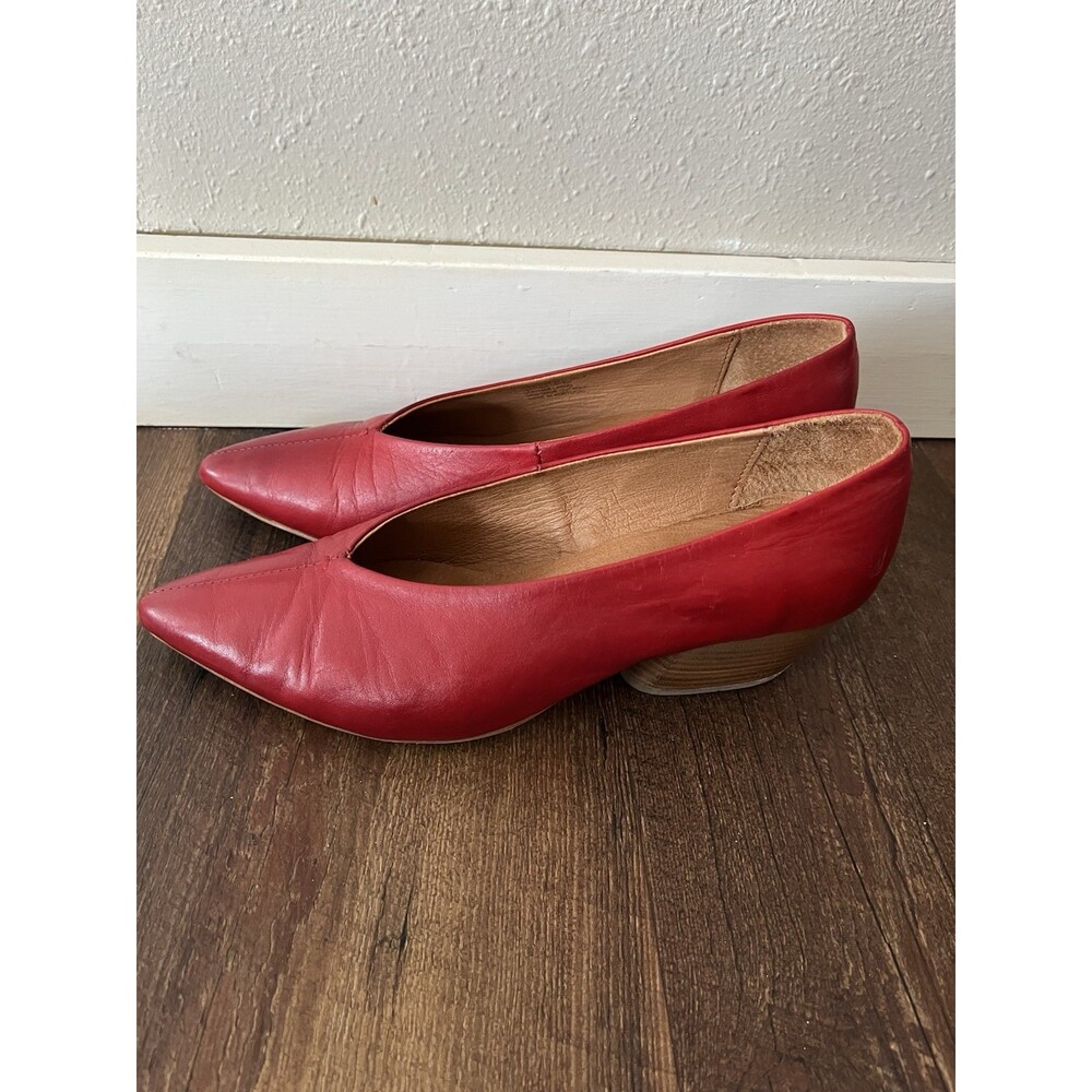 Miz Mooz Pointed Toe Small Heels Women’s Red Leather Slip On Shoes 38 7